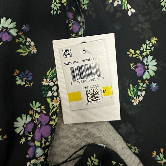 Q + A Los Angeles Maxi Dress Black Floral Ruffle Deep V - Picture 9 of 16